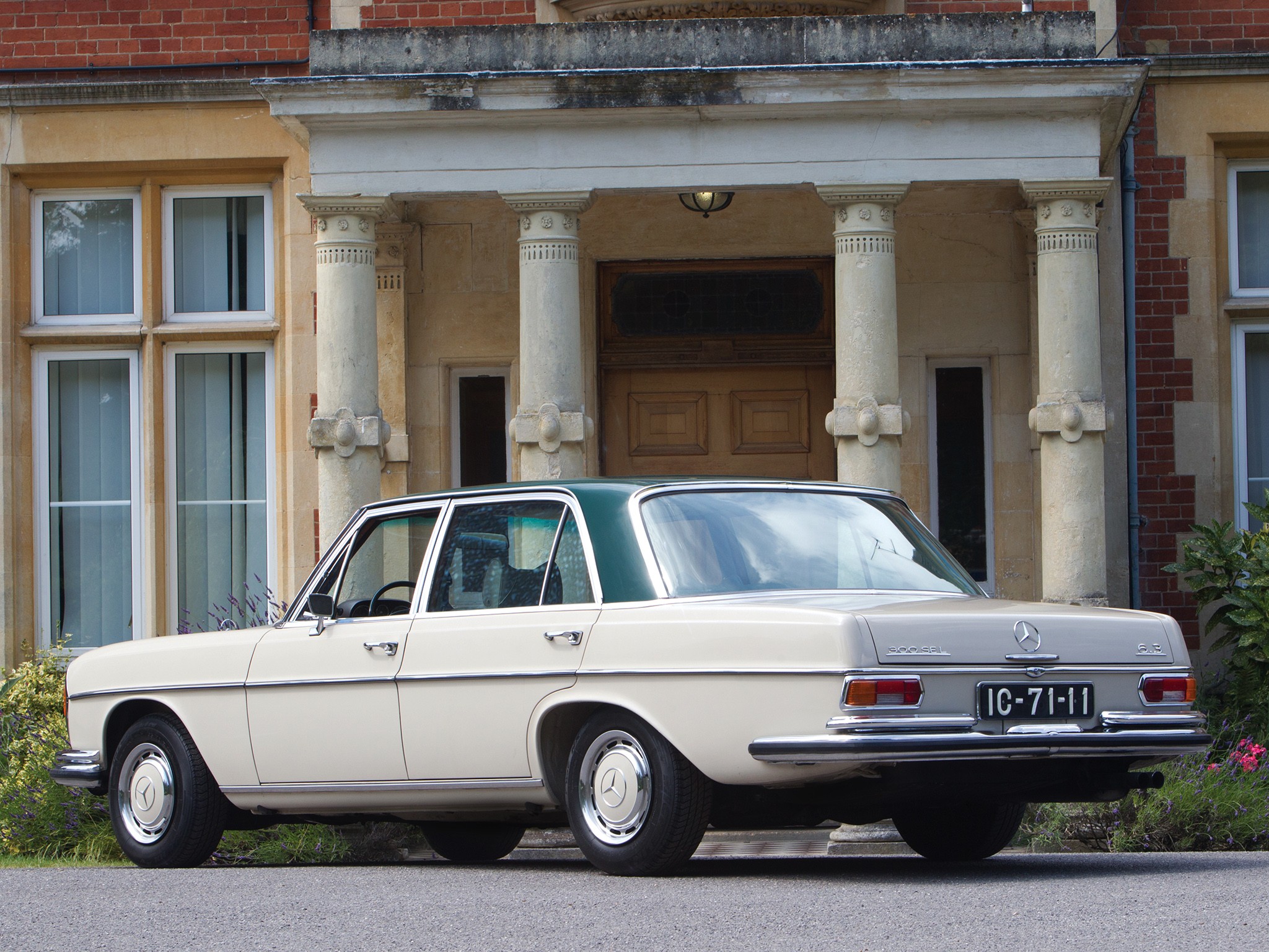 Mercedes Benz S-Klasse And Predecessors photo 31
