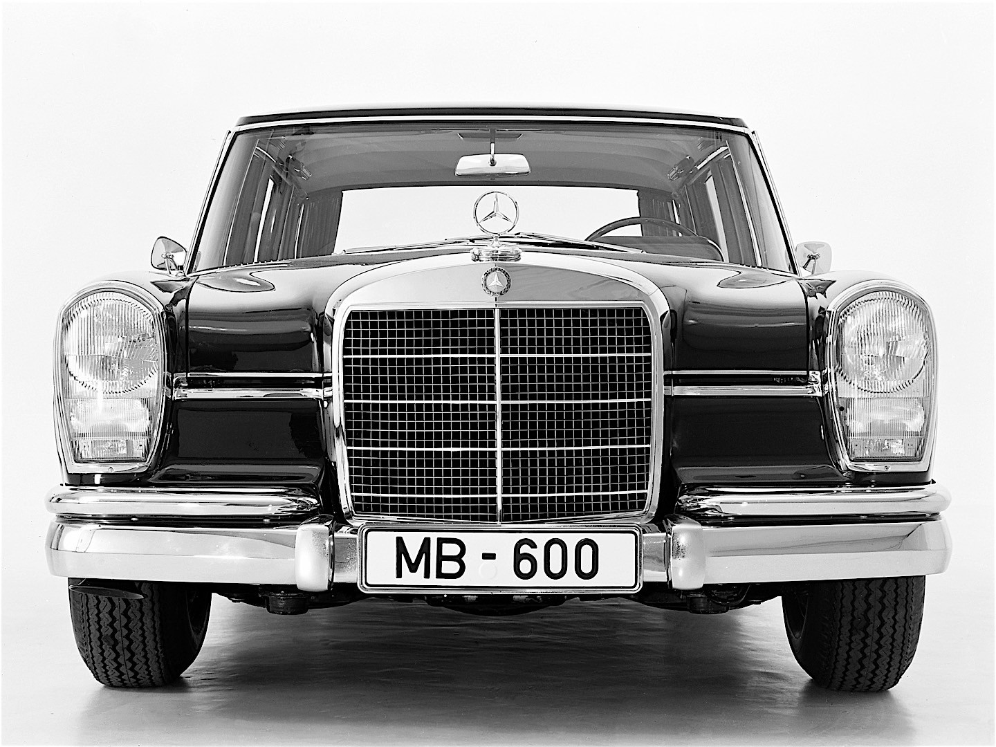 Mercedes Benz S-Klasse And Predecessors photo 16