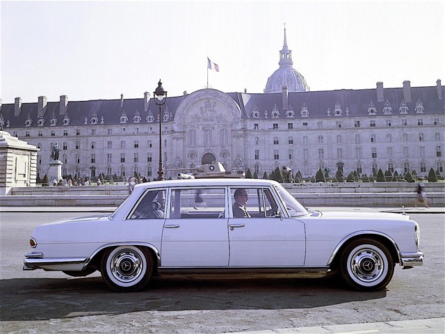 Mercedes Benz S-Klasse And Predecessors photo 23