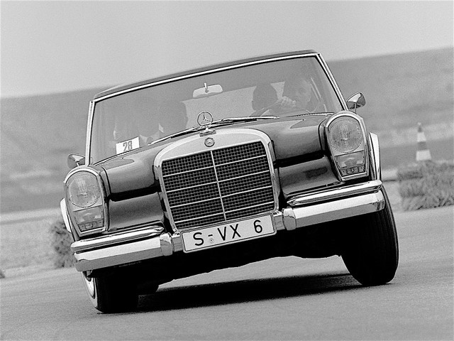 Mercedes Benz S-Klasse And Predecessors photo 30