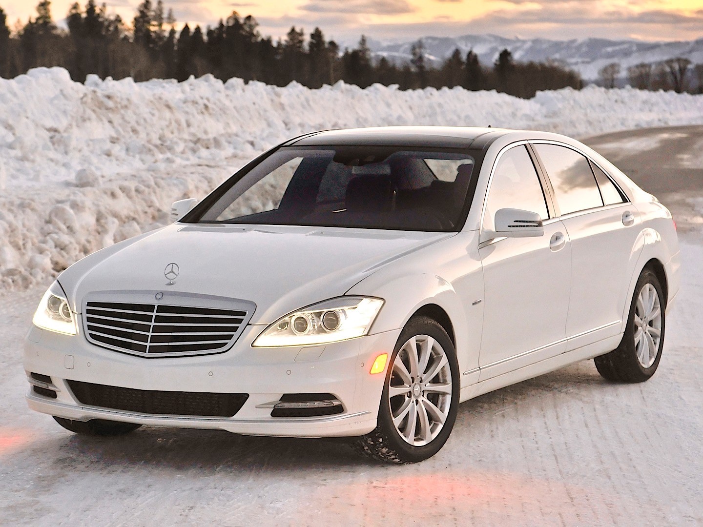 Mercedes Benz S-Klasse And Predecessors photo 28