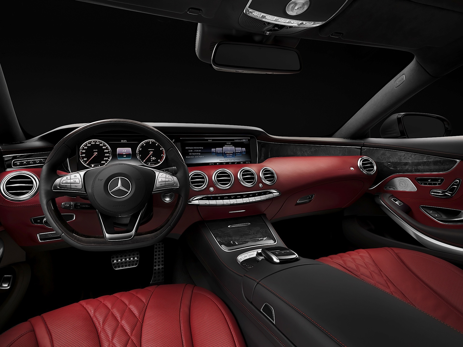 Mercedes Benz S-Klasse Coupe photo 38