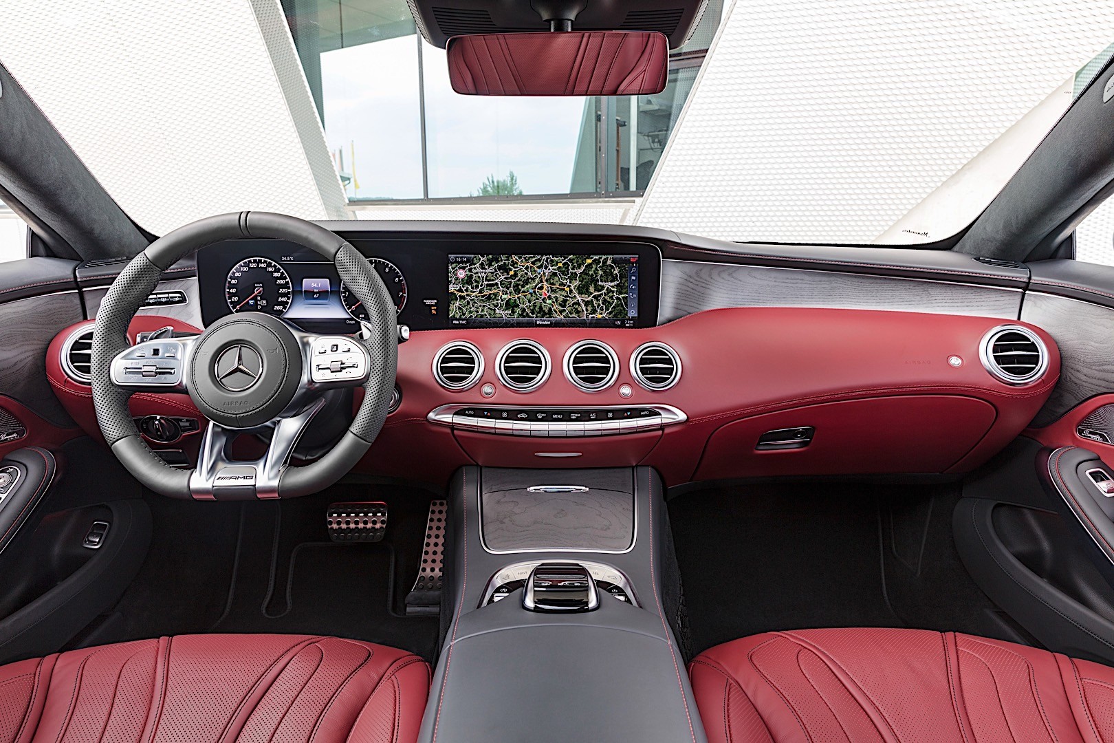 Mercedes Benz S-Klasse Coupe photo 11