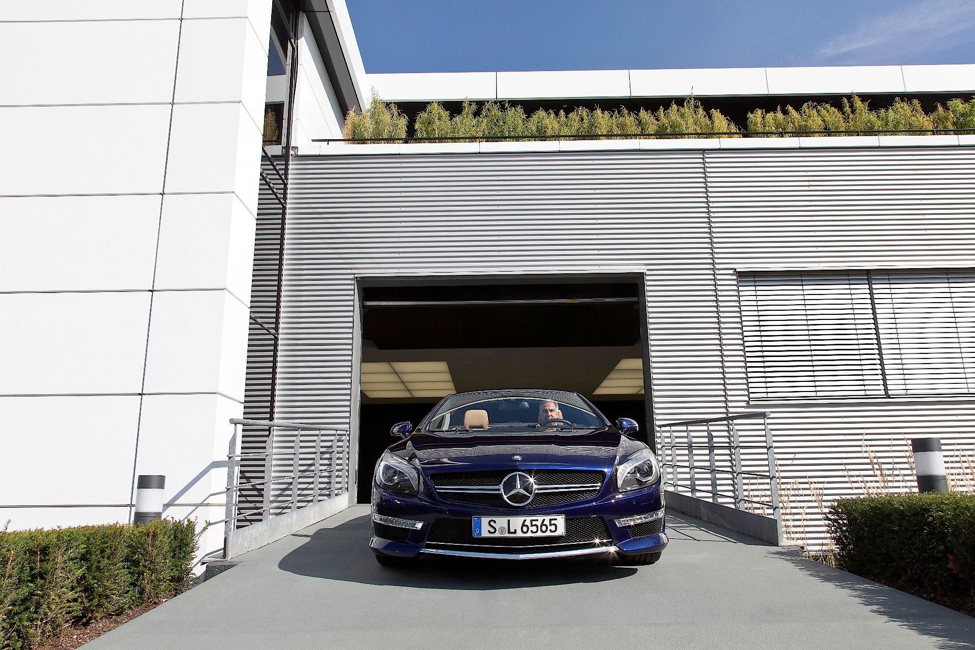 Mercedes Benz Sl Amg photo 5