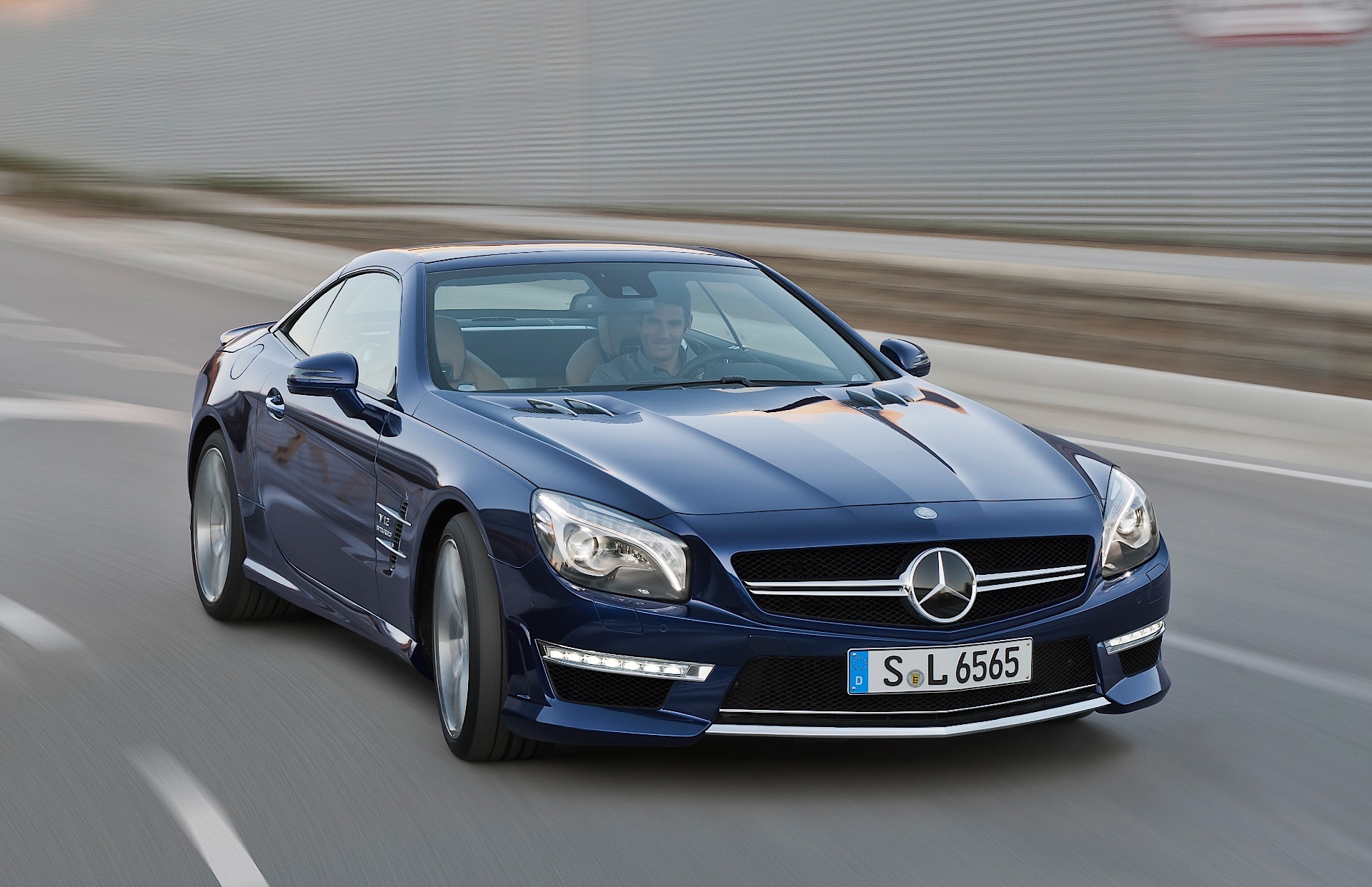 Mercedes Benz Sl Amg photo 19