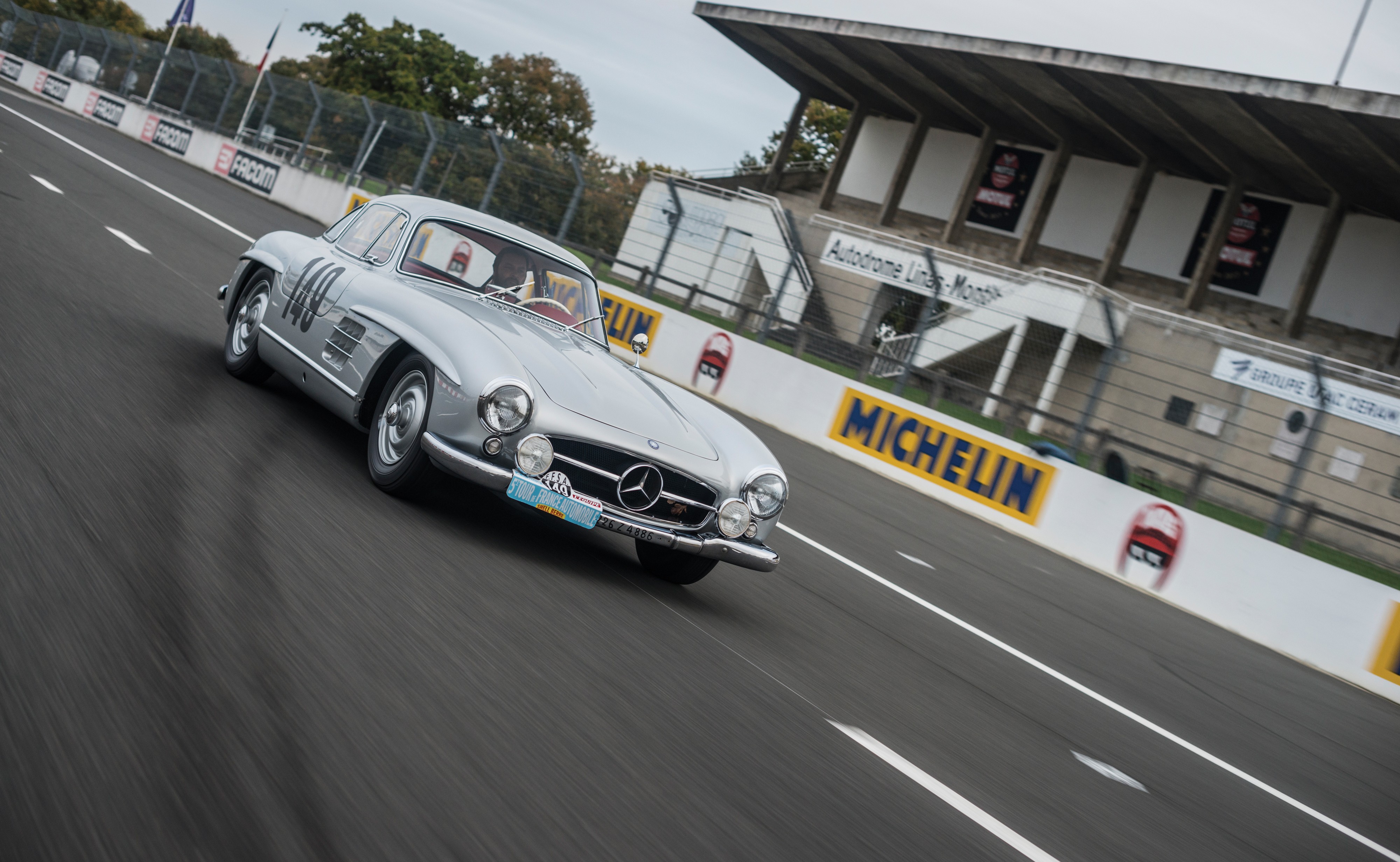 Mercedes Benz Sl-Klasse photo 40