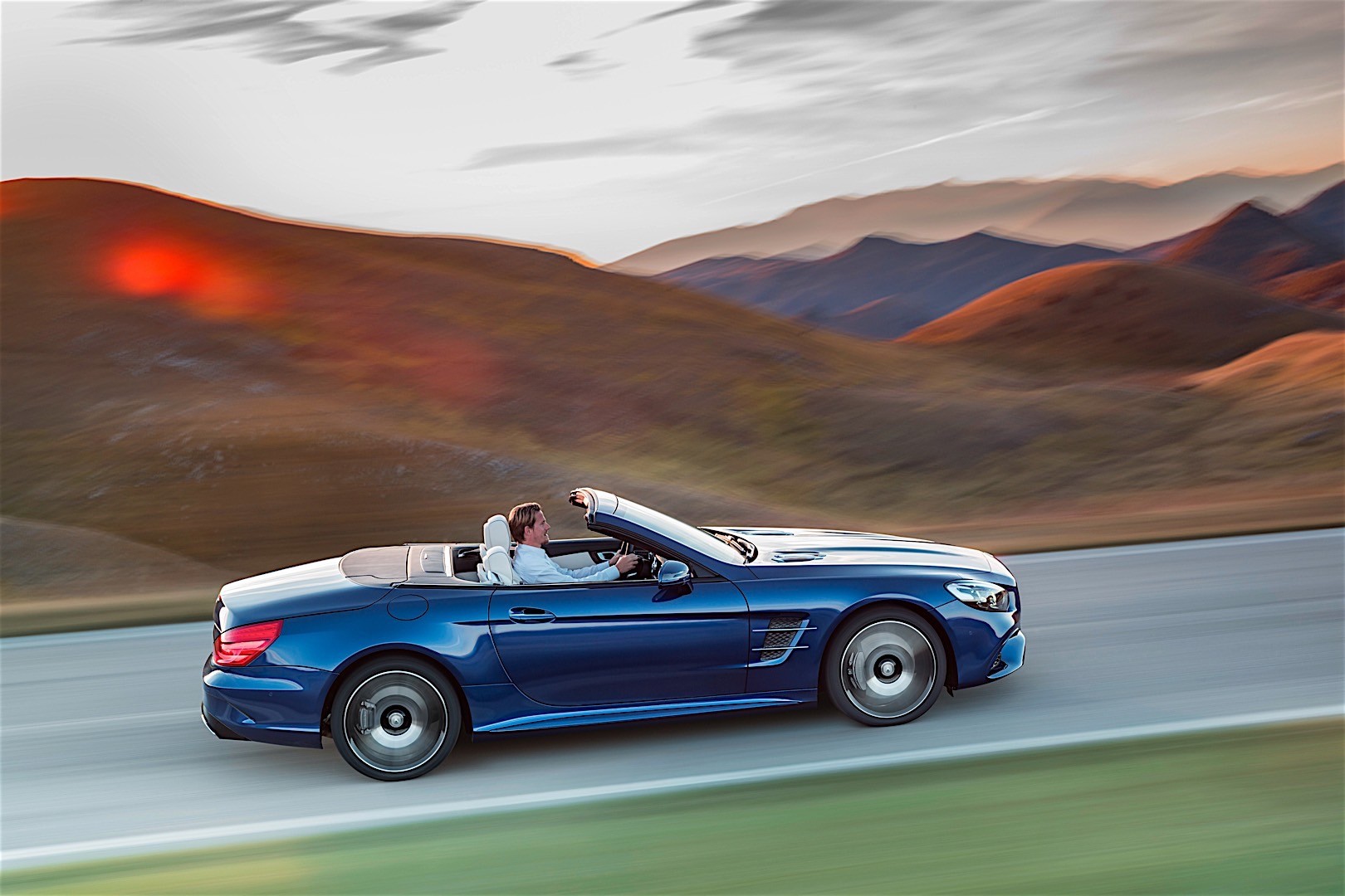 Mercedes Benz Sl-Klasse photo 8