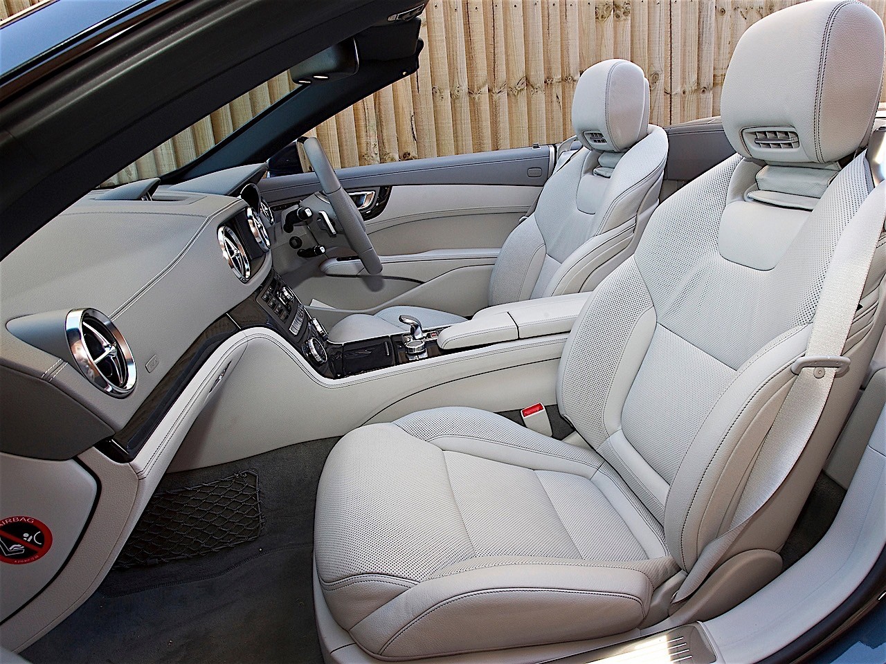 Mercedes Benz Sl-Klasse photo 91