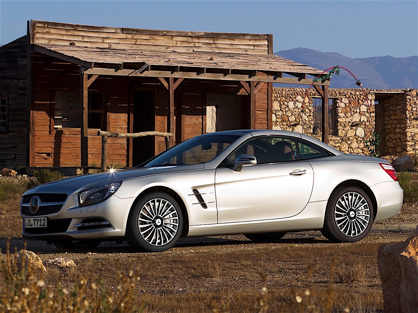 Mercedes Benz Sl-Klasse photo 11
