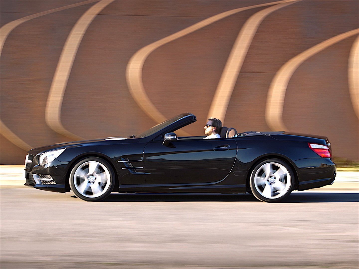 Mercedes Benz Sl-Klasse photo 36