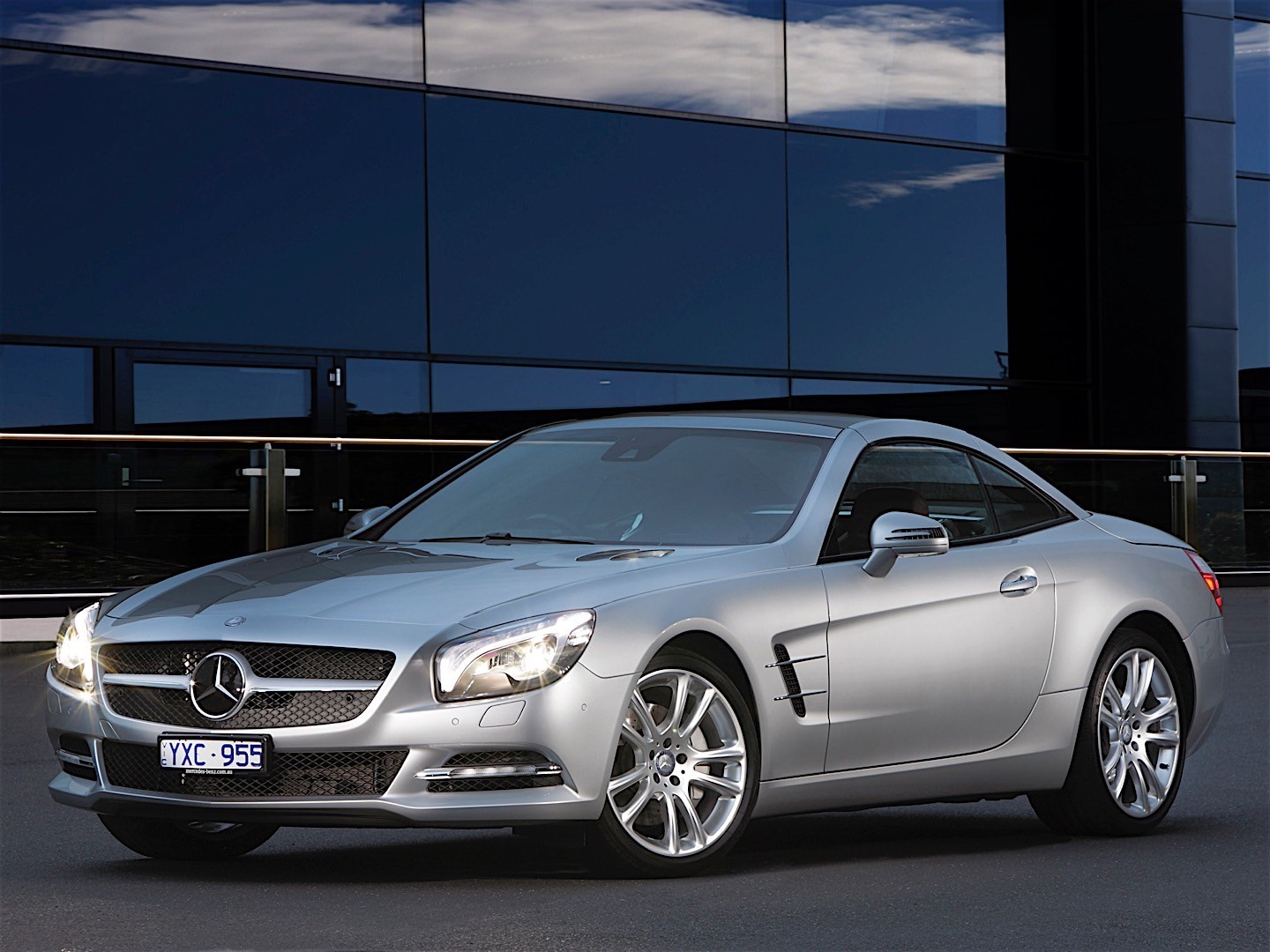 Mercedes Benz Sl-Klasse photo 47