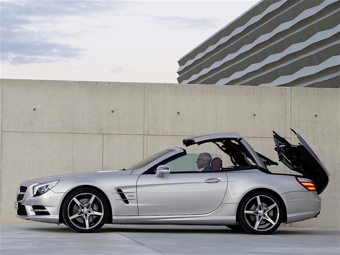 Mercedes Benz Sl-Klasse photo 68
