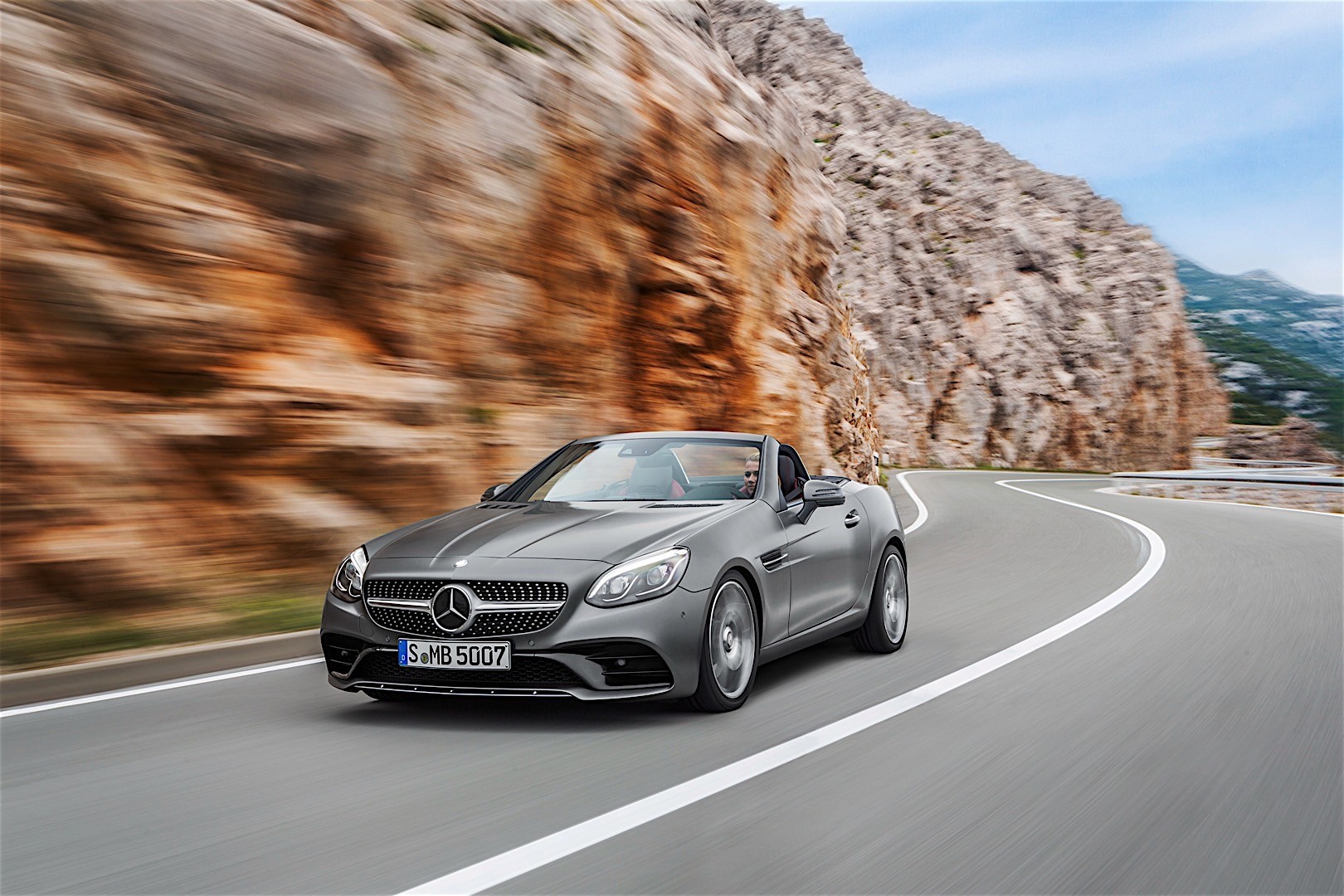 Mercedes Benz Slc-Class photo 9