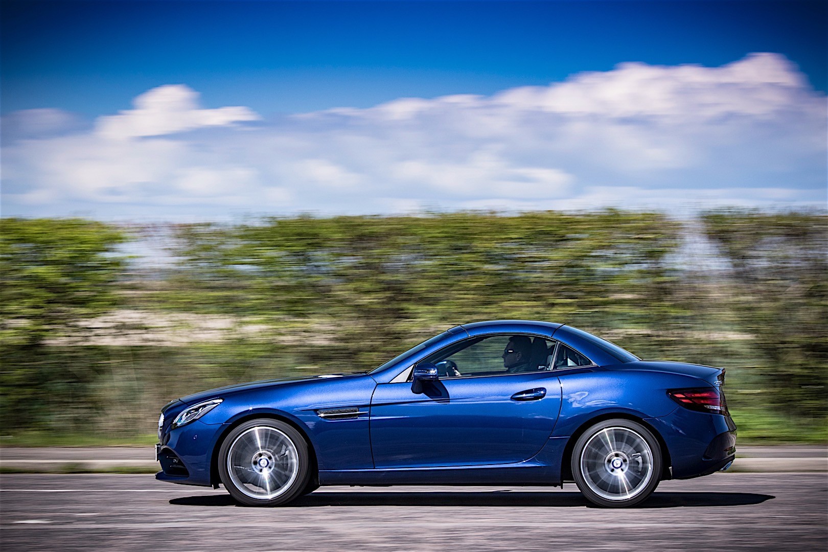 Mercedes Benz Slc-Class photo 15