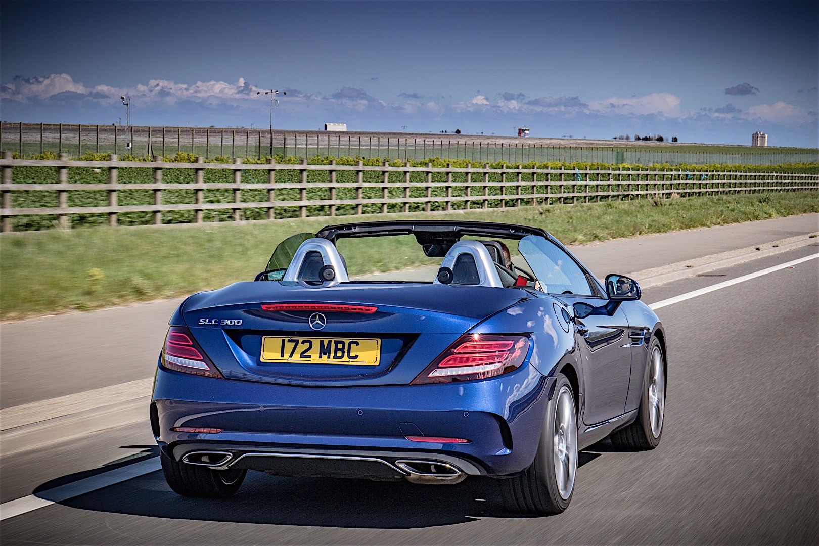 Mercedes Benz Slc-Class photo 36