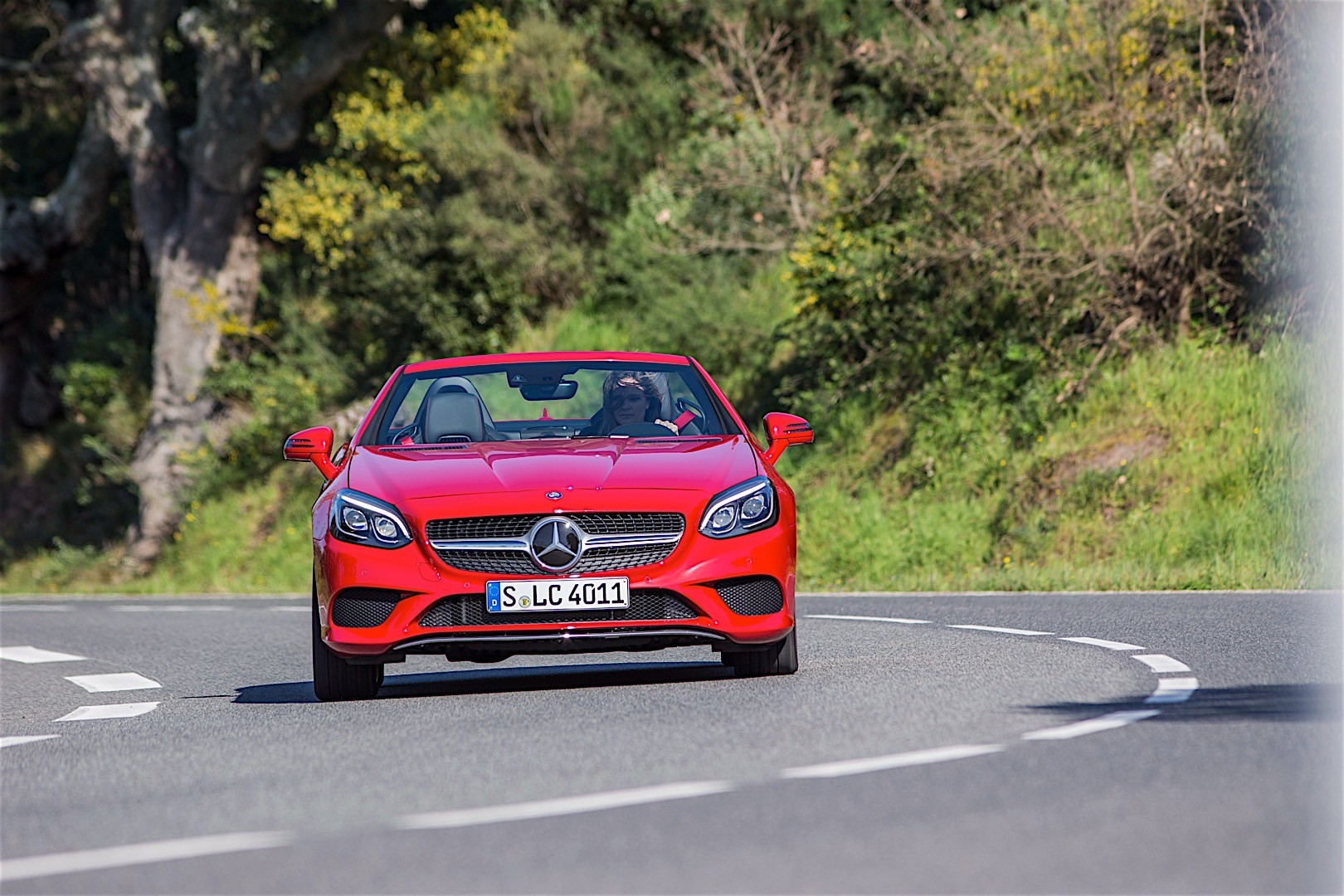 Mercedes Benz Slc-Class photo 38