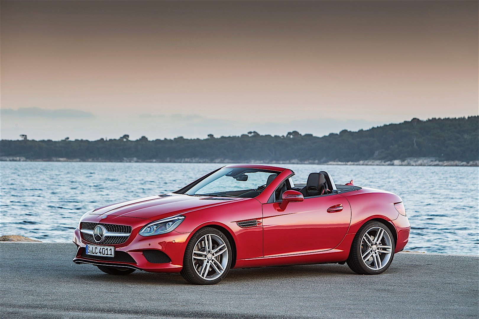 Mercedes Benz Slc-Class photo 42