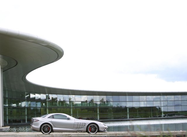 Mercedes Benz Slr Mclaren photo 10