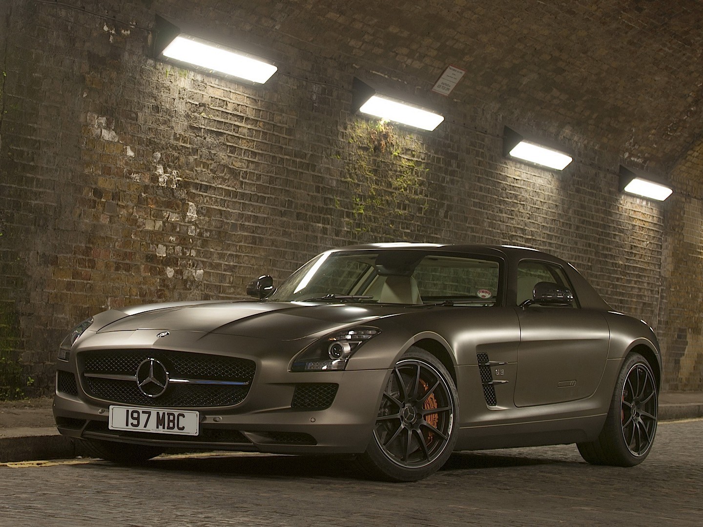 Mercedes Benz Sls Amg photo 35