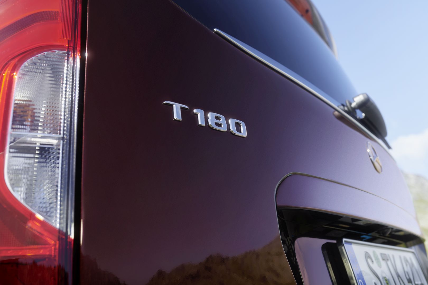 Mercedes Benz T-Class photo 10