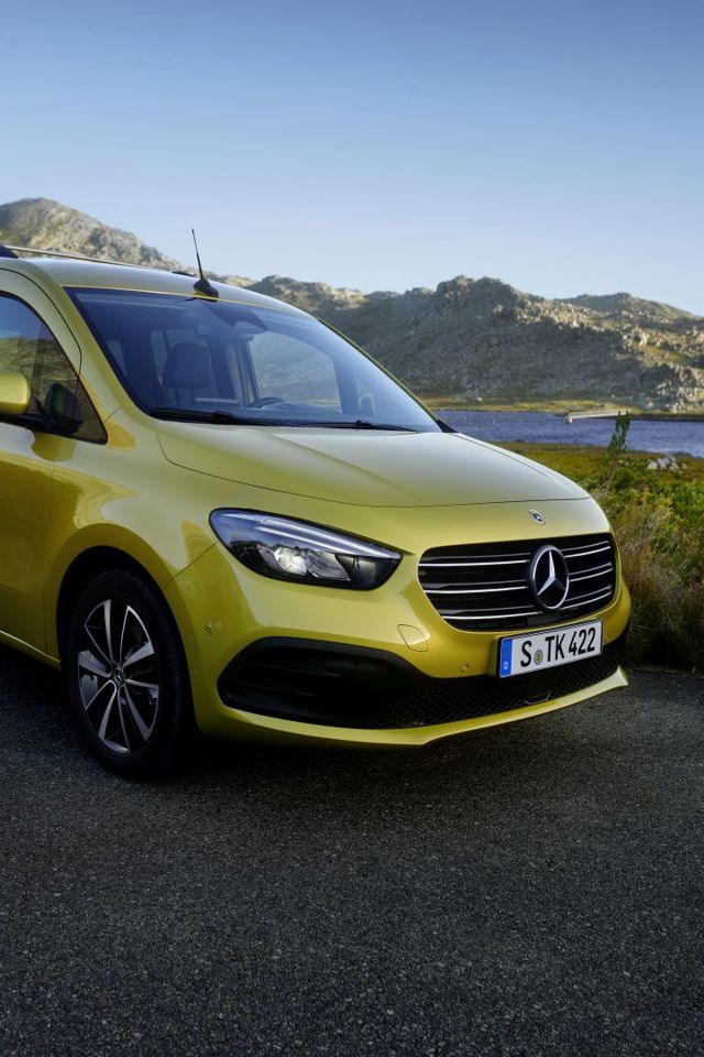 Mercedes Benz T-Class photo 17
