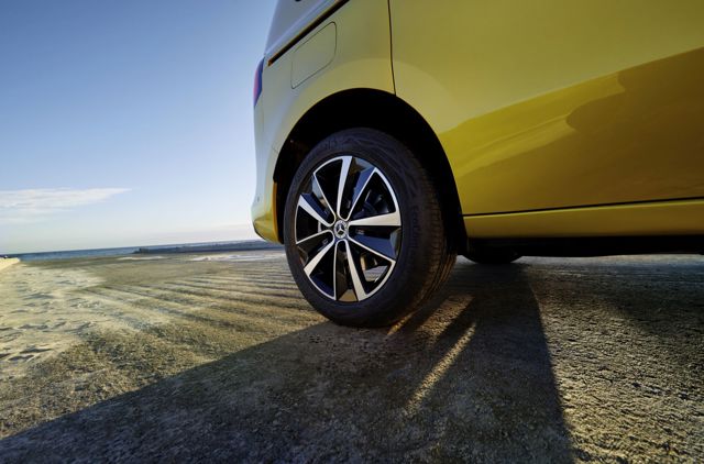 Mercedes Benz T-Class photo 21