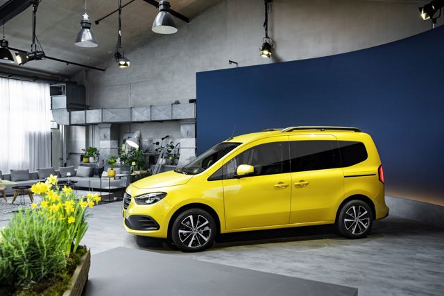 Mercedes Benz T-Class photo 36