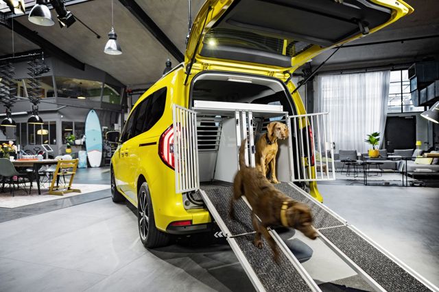 Mercedes Benz T-Class photo 39