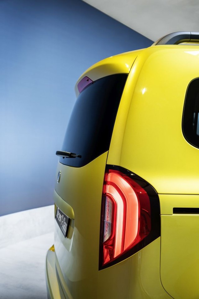 Mercedes Benz T-Class photo 43
