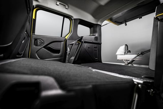 Mercedes Benz T-Class photo 52
