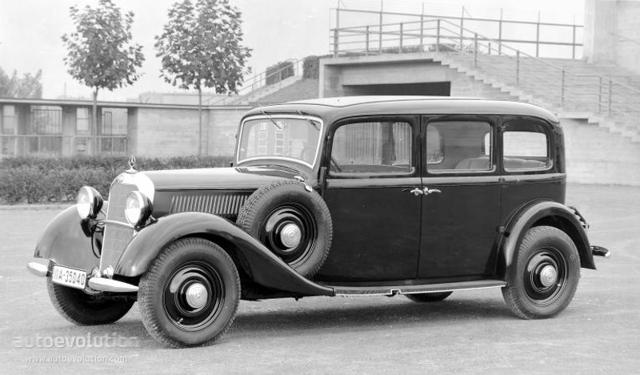 Mercedes Benz Typ 230, 260 D photo 4