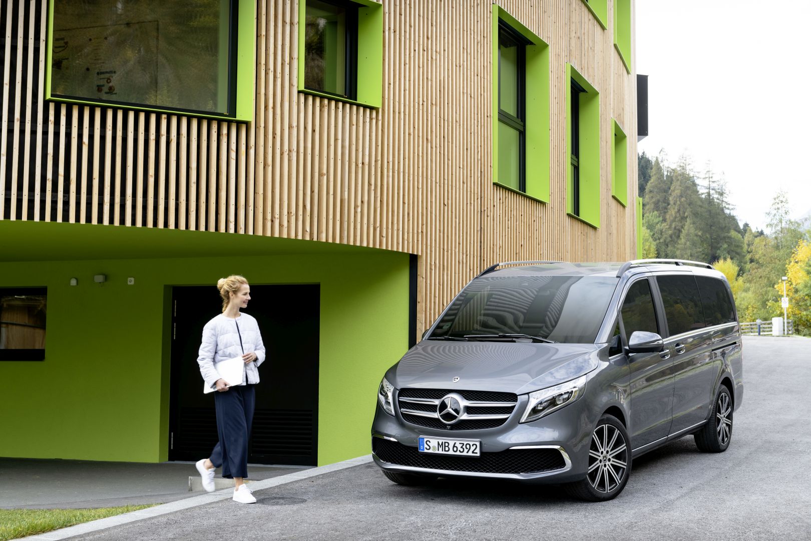 Mercedes Benz V-Class And Predecessors photo 3