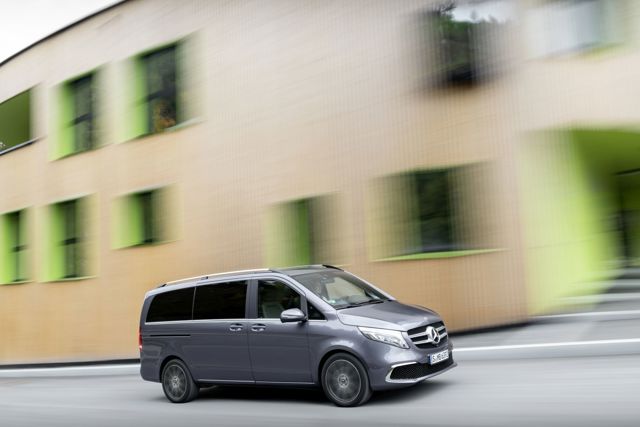 Mercedes Benz V-Class And Predecessors photo 4
