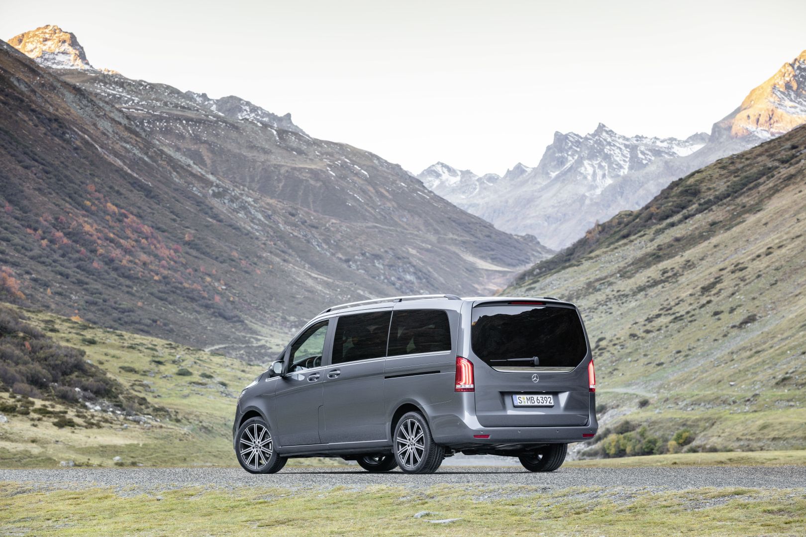 Mercedes Benz V-Class And Predecessors photo 11