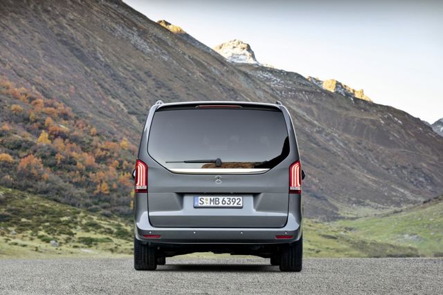 Mercedes Benz V-Class And Predecessors photo 14