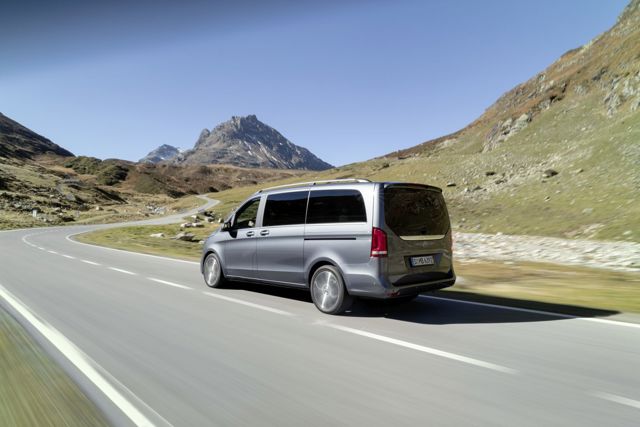 Mercedes Benz V-Class And Predecessors photo 16