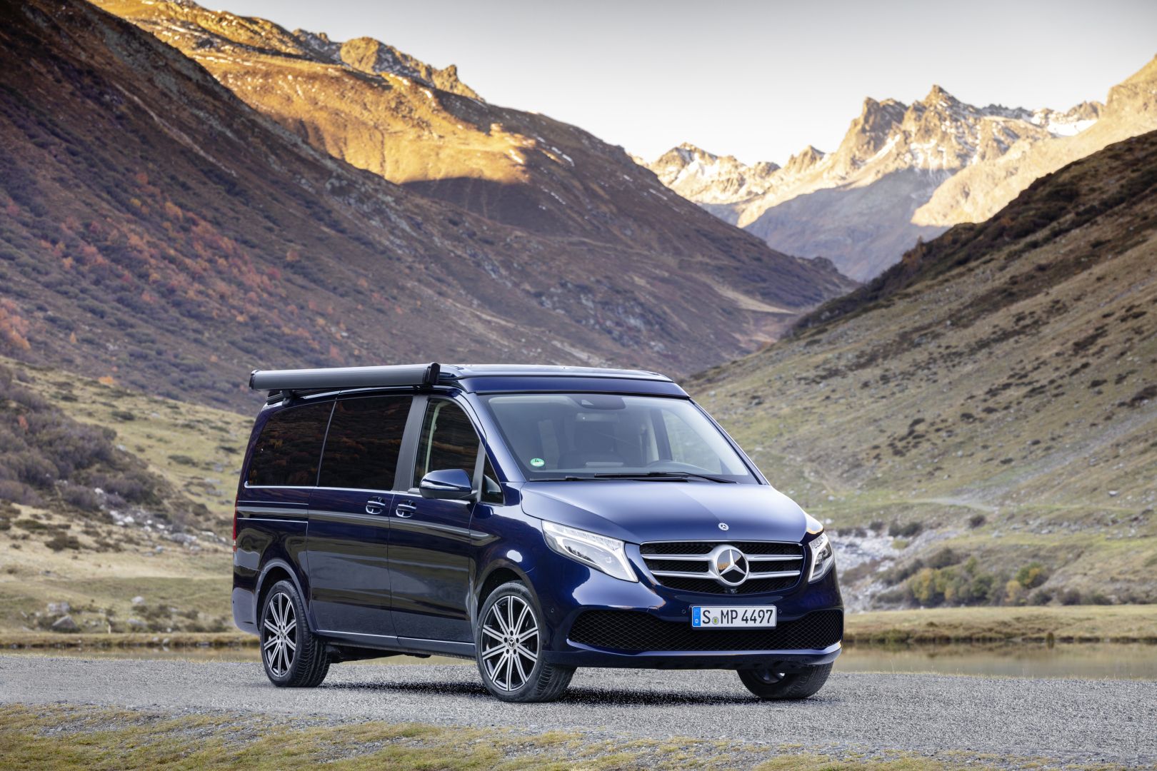 Mercedes Benz V-Class And Predecessors photo 31