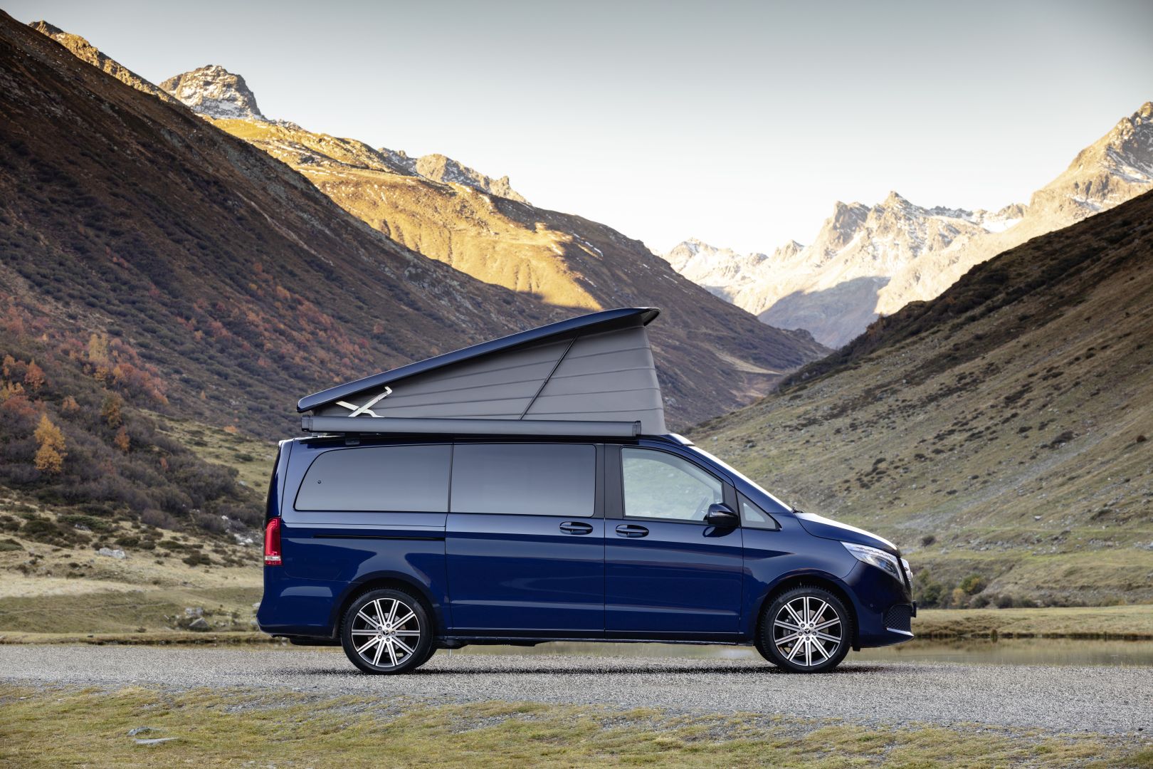 Mercedes Benz V-Class And Predecessors photo 34