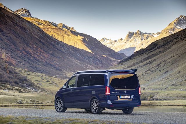 Mercedes Benz V-Class And Predecessors photo 36