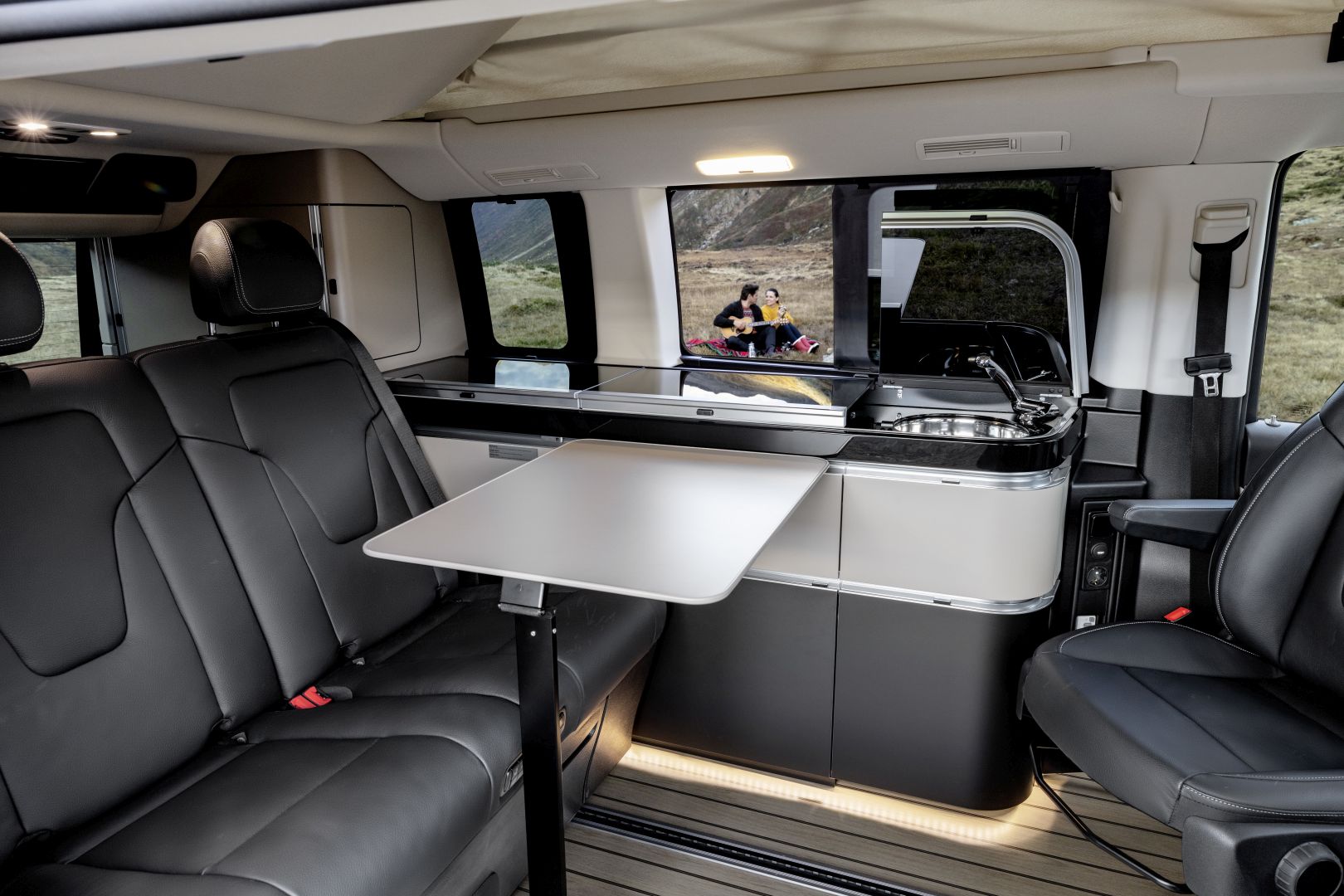 Mercedes Benz V-Class And Predecessors photo 61