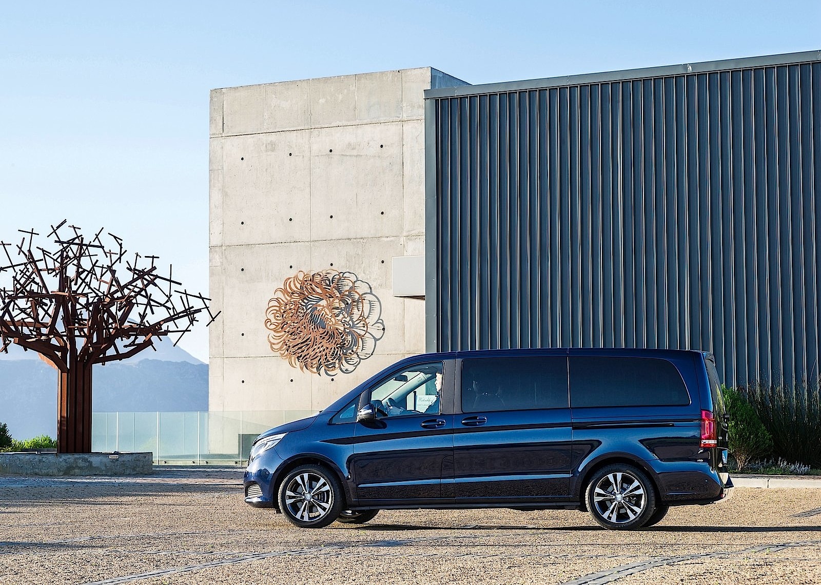 Mercedes Benz V-Class And Predecessors photo 5