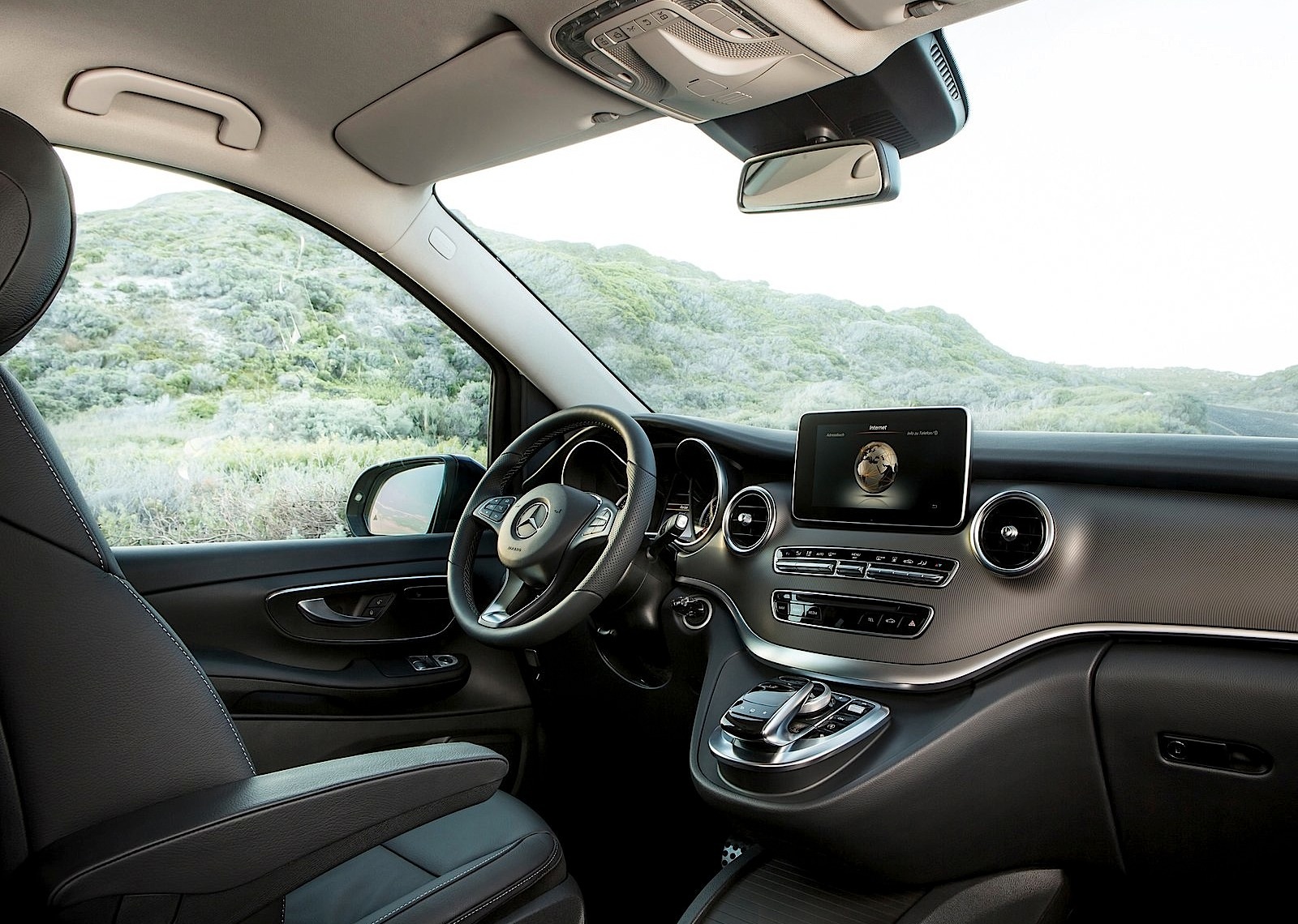 Mercedes Benz V-Class And Predecessors photo 33