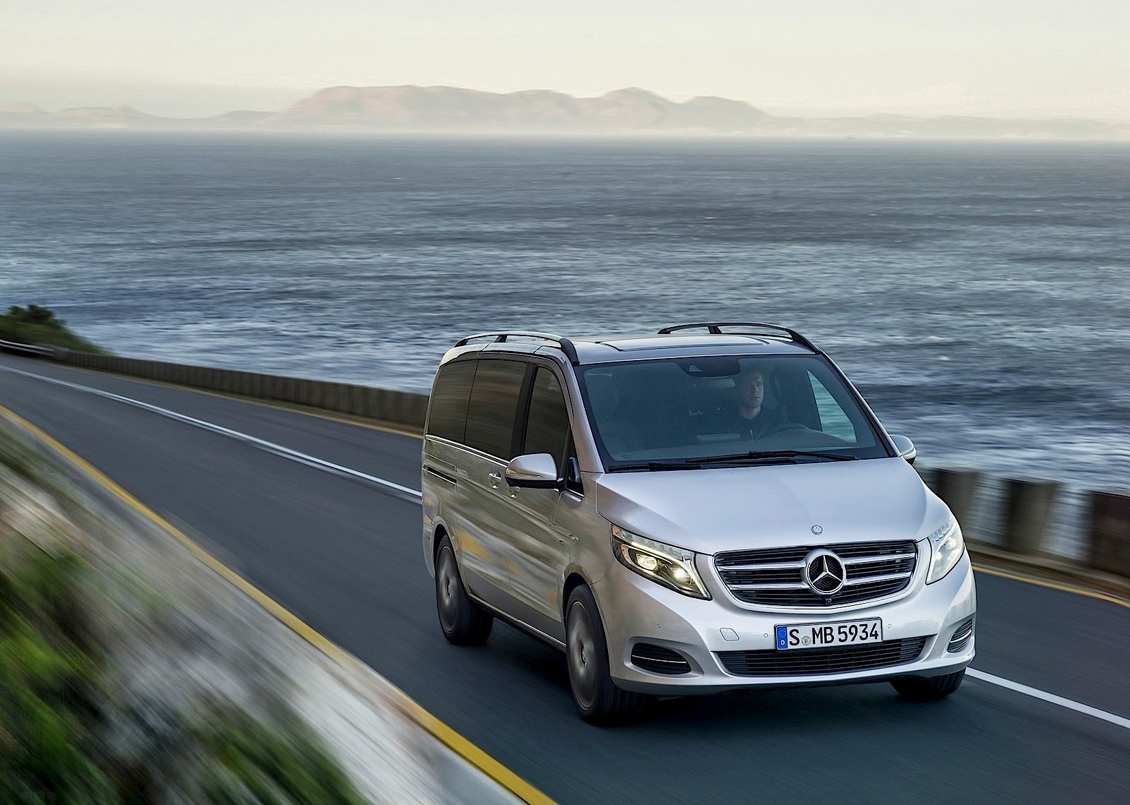 Mercedes Benz V-Class And Predecessors photo 13