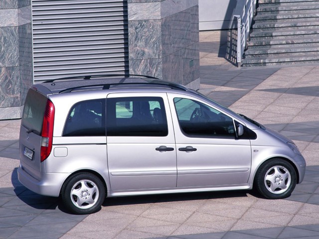 Mercedes Benz Vaneo photo 12