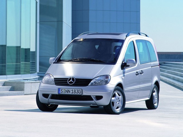 Mercedes Benz Vaneo photo 15