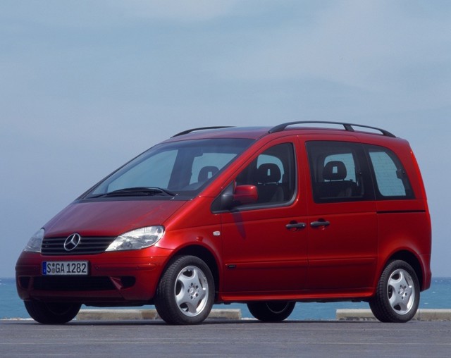 Mercedes Benz Vaneo photo 19