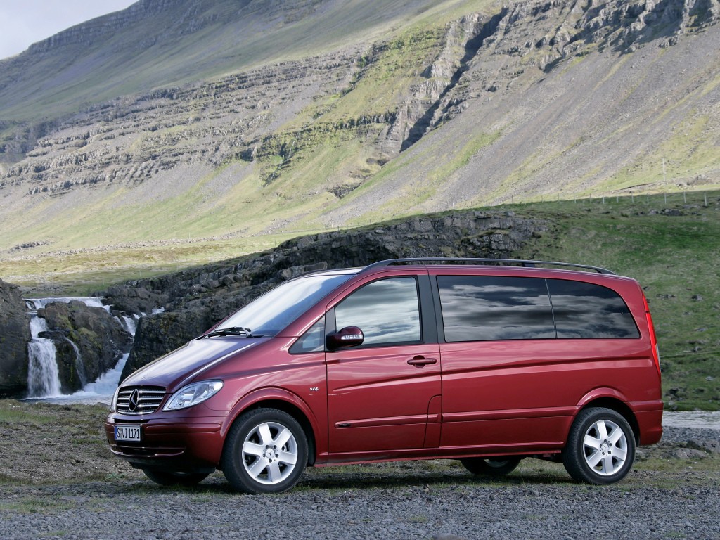 Mercedes Benz Viano photo 10