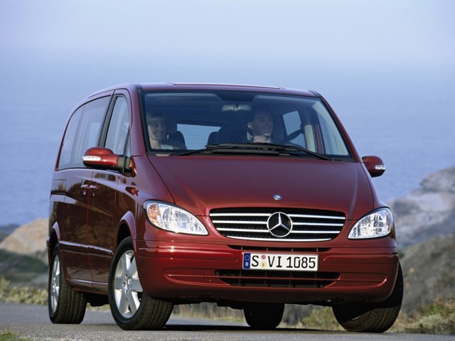 Mercedes Benz Viano photo 16