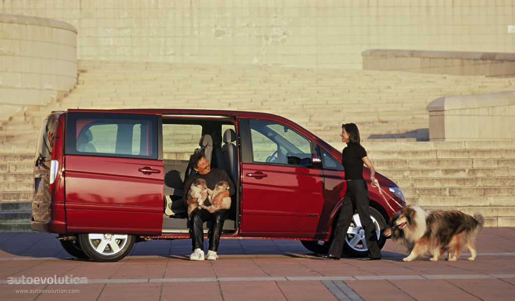 Mercedes Benz Viano photo 4