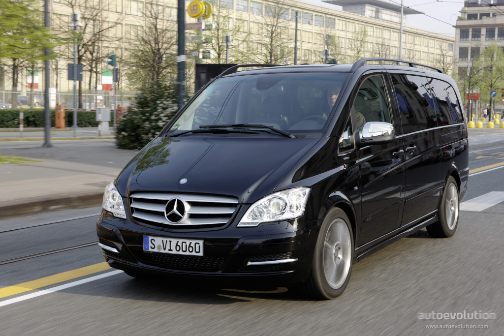 Mercedes Benz Viano photo 18